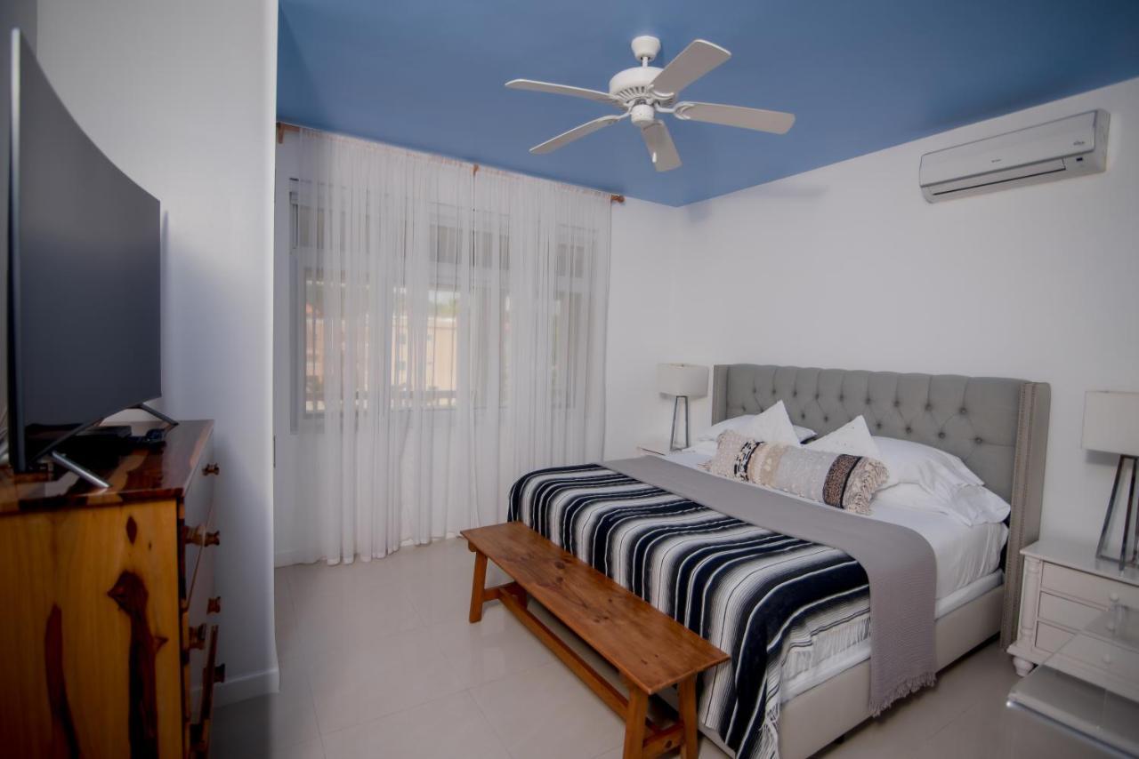 Ocho Rios Penthouse At Whispering Seas Apartment Екстериор снимка